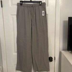 NWT. Brand New, Old Navy wide leg linen blend